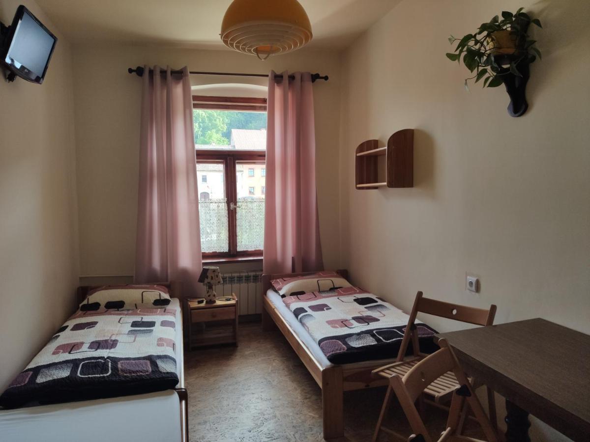 Apartamenty I Pokoje Goscinne "Wacus" Srebrna Góra Εξωτερικό φωτογραφία