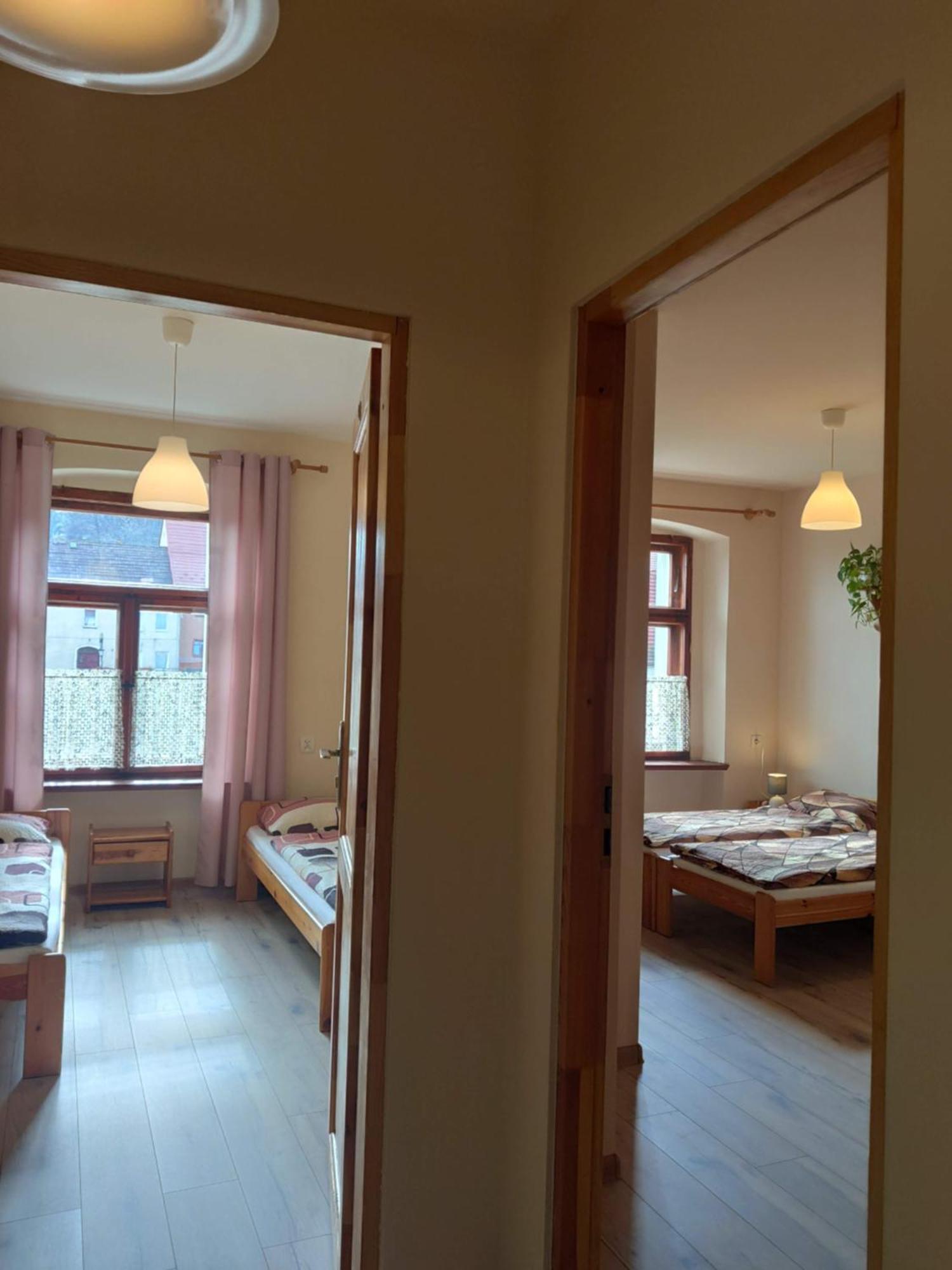 Apartamenty I Pokoje Goscinne "Wacus" Srebrna Góra Εξωτερικό φωτογραφία
