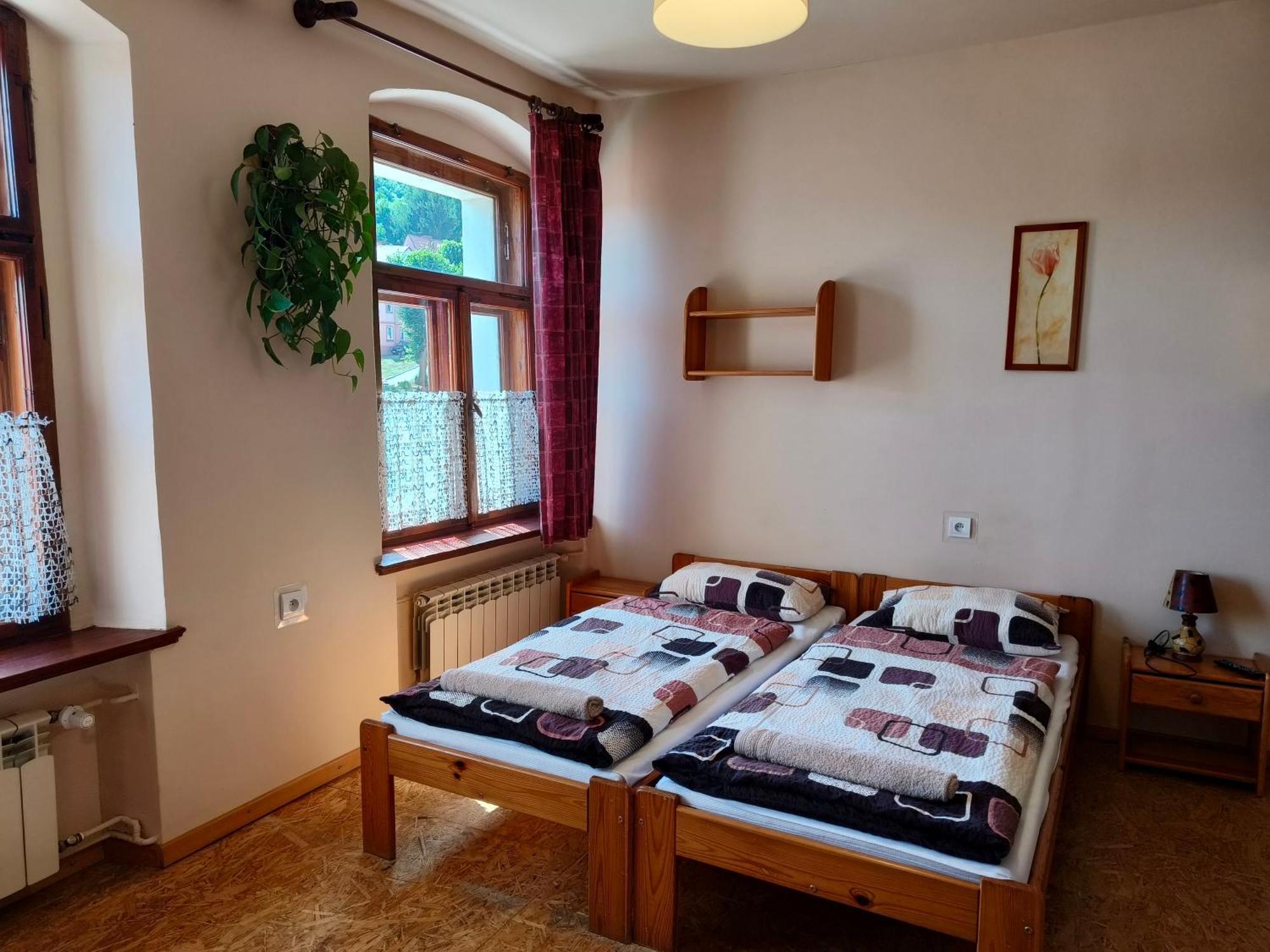 Apartamenty I Pokoje Goscinne "Wacus" Srebrna Góra Εξωτερικό φωτογραφία
