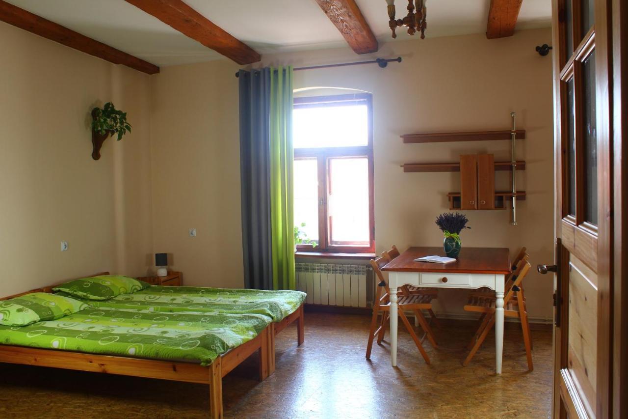 Apartamenty I Pokoje Goscinne "Wacus" Srebrna Góra Εξωτερικό φωτογραφία